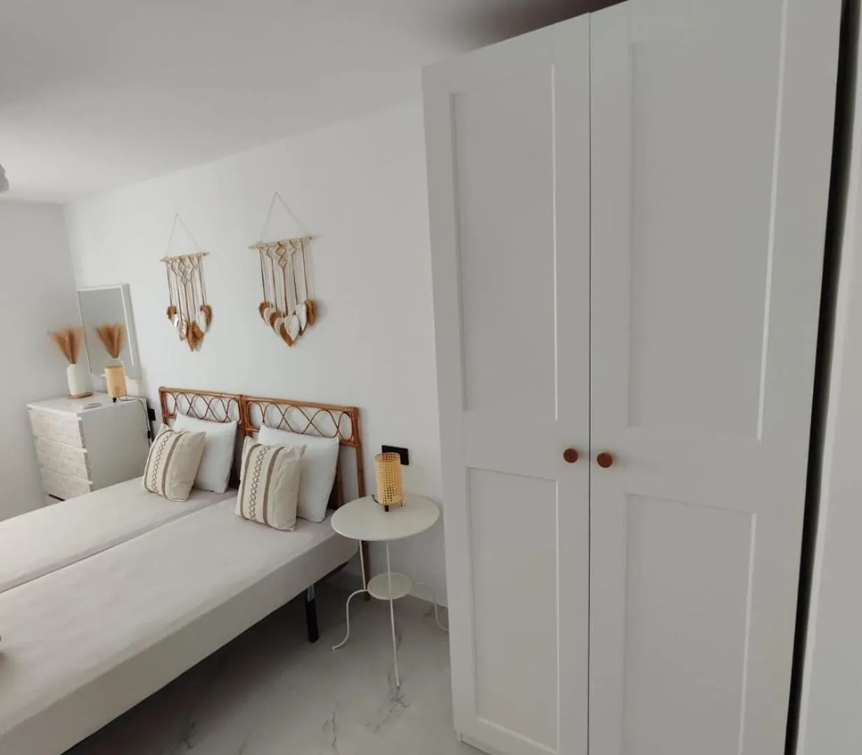Apartamentos Vientos Del Sur エル・プエルト・デ・サンタ・マリア 0*,  スペイン